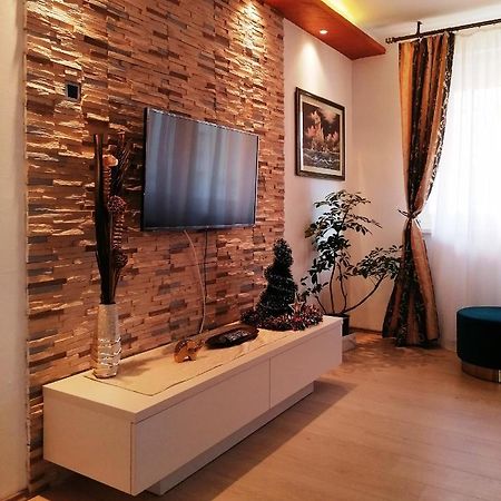 Oasis Felix Apartment 贝尔格莱德 外观 照片