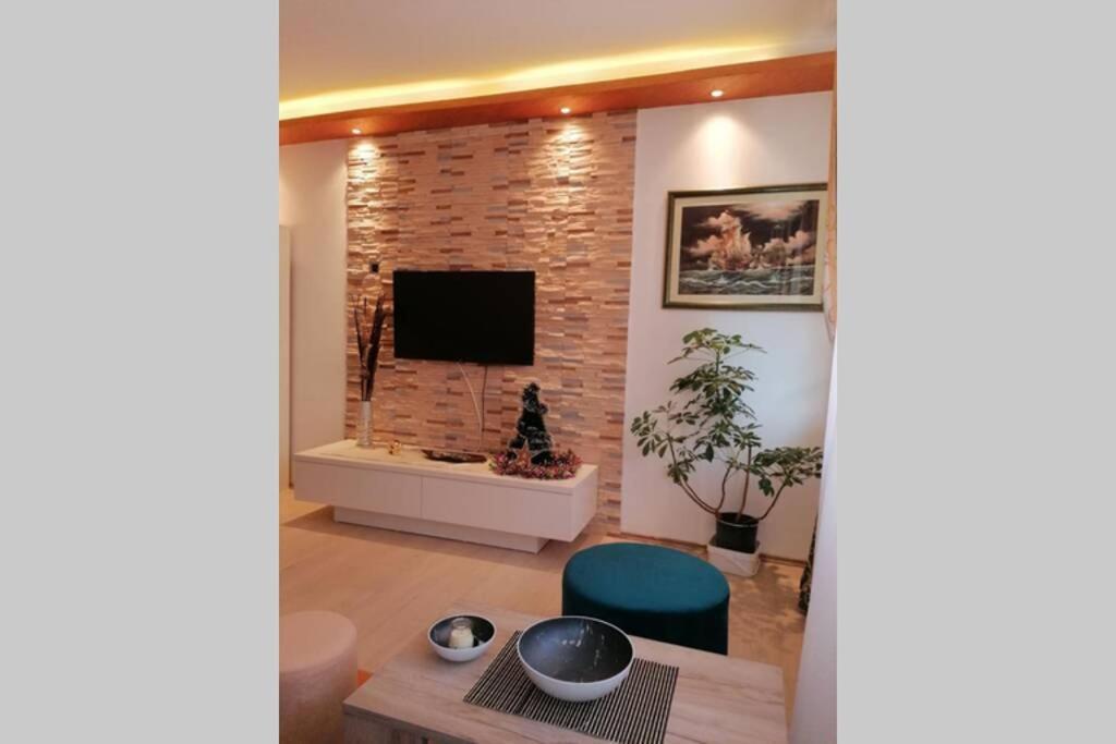 Oasis Felix Apartment 贝尔格莱德 外观 照片